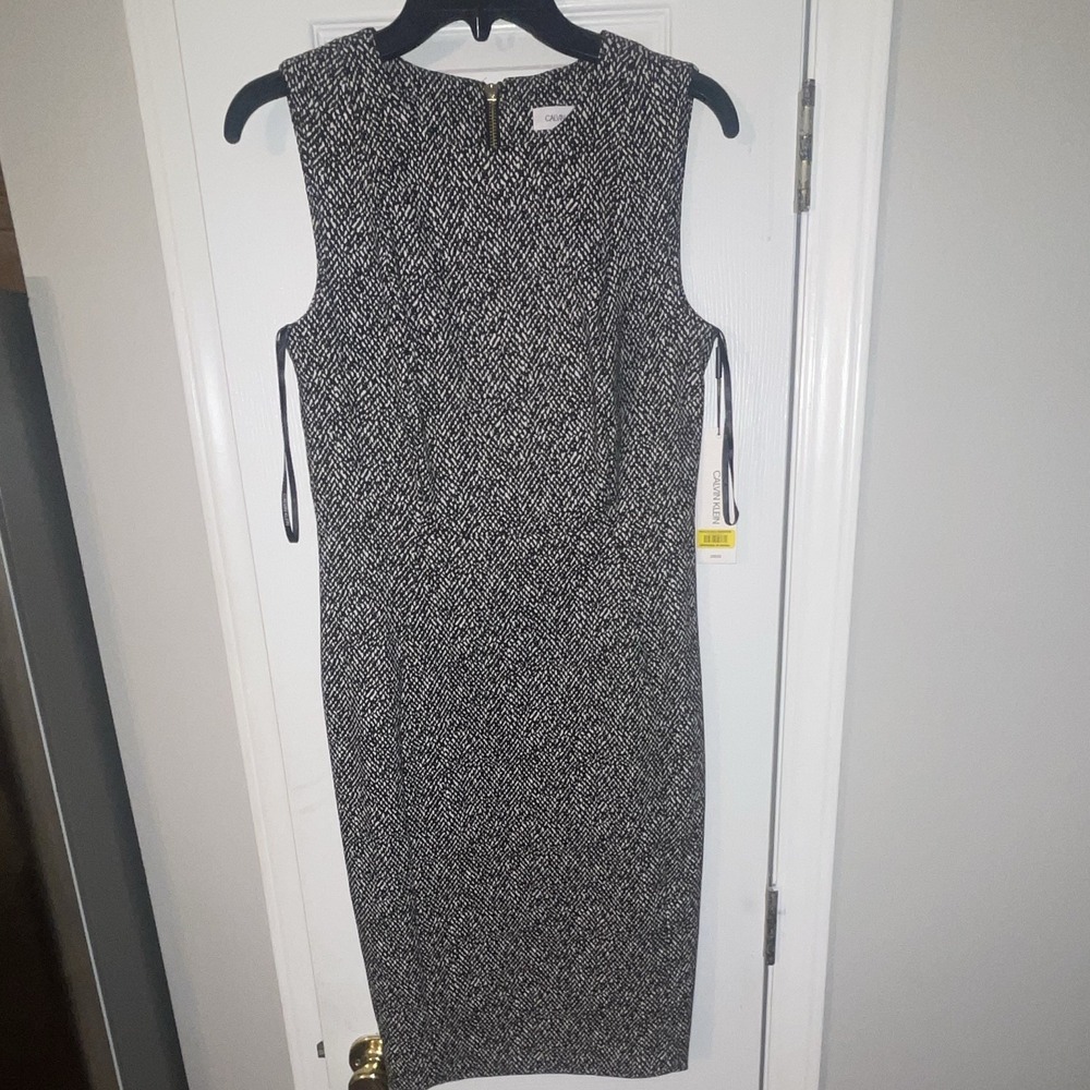Calvin Klein Sheath Dress 4 Black/White Animal Print Sleeveless Zip Knee
